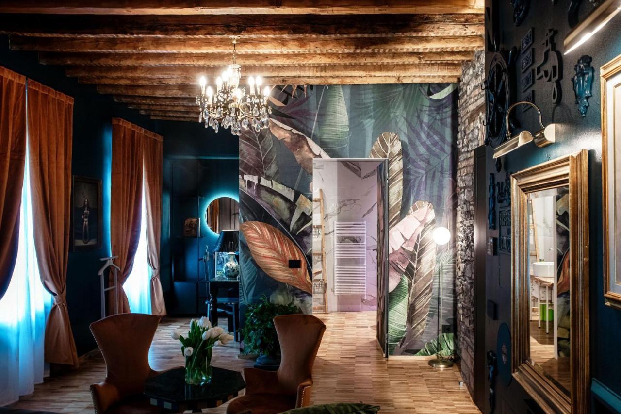 Aurum - Como Luxury Suites Экстерьер фото